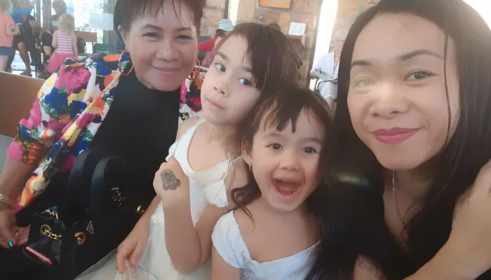 Feancy Bangsa and family