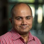 Dr Bharanidharan Shanmugam head and shoulders