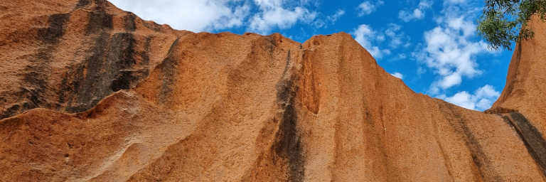 Alice Springs George walk natural rock wall