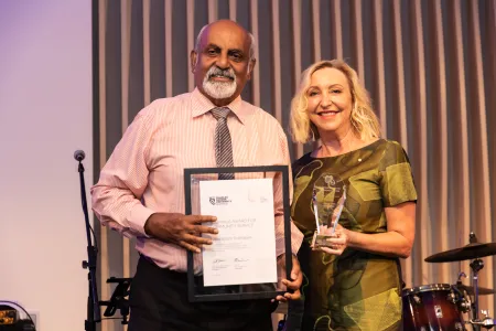 alumni-awards-2021-prath