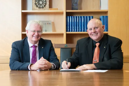 Charles Darwin University (CDU) is collaborating with Australian National University (ANU) to seek better outcomes for First Nations people in the Territory. 