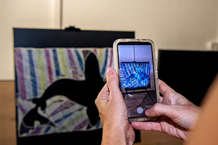 Charles Darwin University (CDU) and Goŋ Wanhurr Indigenous Corporation have collaborated to launch an immersive augmented reality exhibit highlighting Yolŋu culture, connections and knowledge.