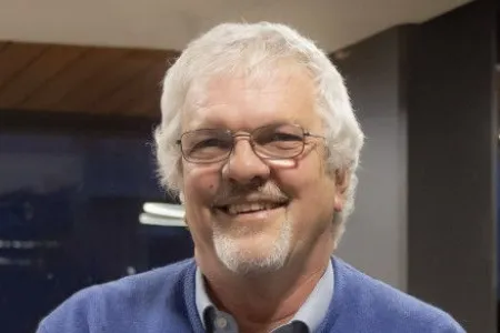 Craig Moritz, head and shoulders