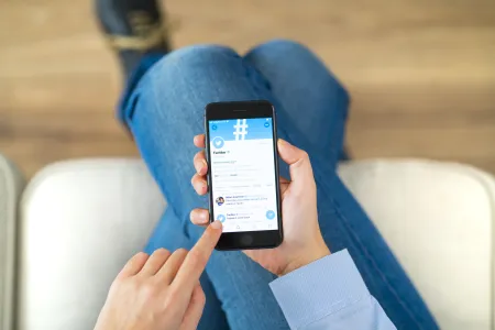 A study with Charles Darwin University (CDU) has explored how social media users behave on Twitter during heat waves.  