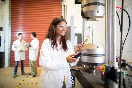 Image: Mechanical Engineering Students 