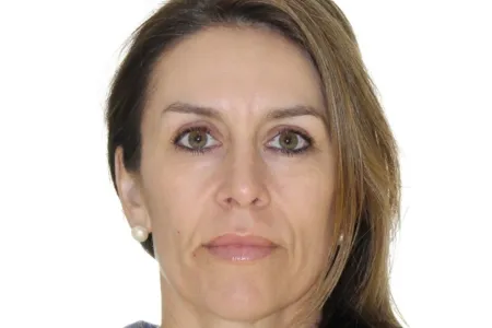 Headshot of Dr Donna Lewis of TERN.