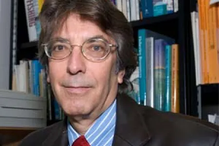 Professor Tim Berra will provide an insight into Charles Darwin and his family at CDU this week