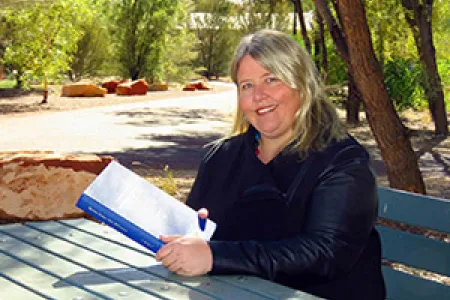 PhD graduate Dr Lisa Hall