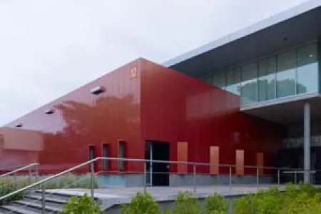 CDU has been awarded five stars for Full-Time Employment and Starting Salary by The Good Universities Guide