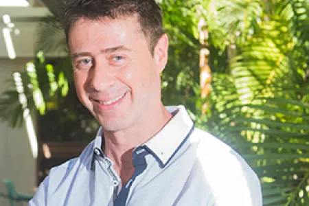 CDU Associate Professor Simon Moss