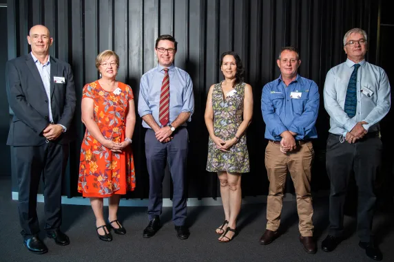 hub-partners-and-minister