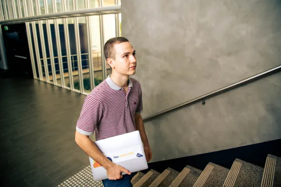 Daniel Sales - stairs