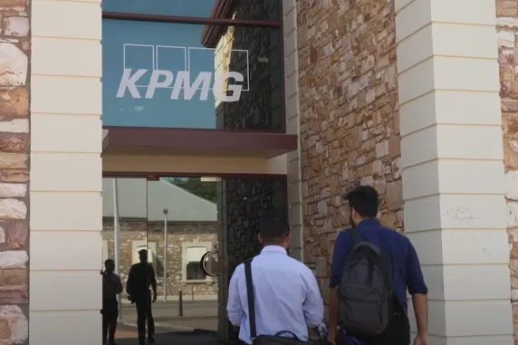 Akansh Alumni walking into KPMG