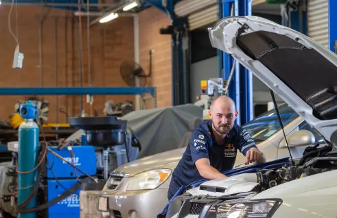 Zach Davies - Automotive apprentice