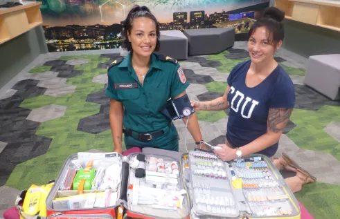  Bachelor of Paramedicine