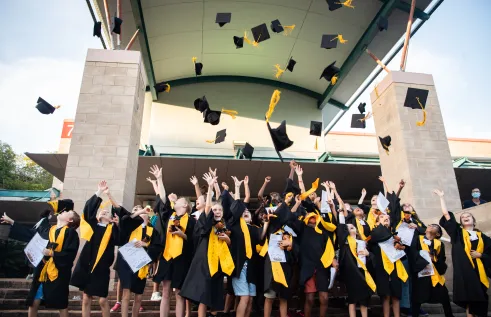 childrens-university-graduation