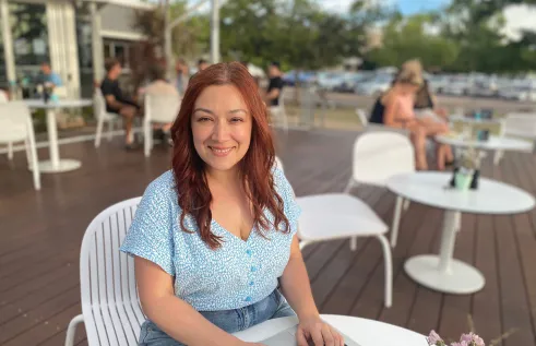 Carolina on her computer