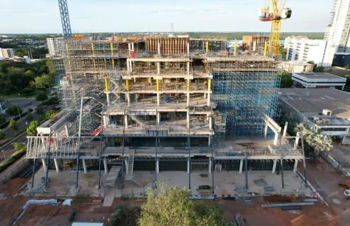 New aerial photo reveals the progress of construction of Charles Darwin University’s (CDU) city campus, as works commence on level seven.