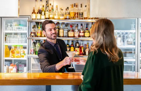 Desert Lantern Restaurant bar