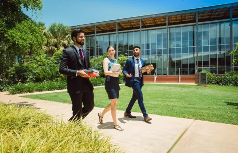 Seven secrets of research students