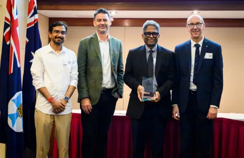 Dr Naveen Kumar Elumalai (far left) and Research Professor Kannoorpatti Krishnan. Picture: Supplied by QDSA