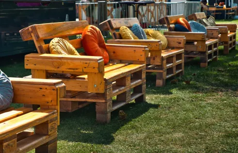 Through the Darwin Business-to-Community Material Matchmaking initiative, businesses will be able to connect with schools, artists, makers, community groups, social enterprises and other local organisations to give surplus materials a second life.